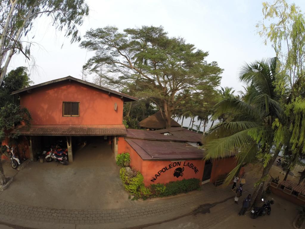 Hotel Napoleon Lagune Lomé Exterior foto