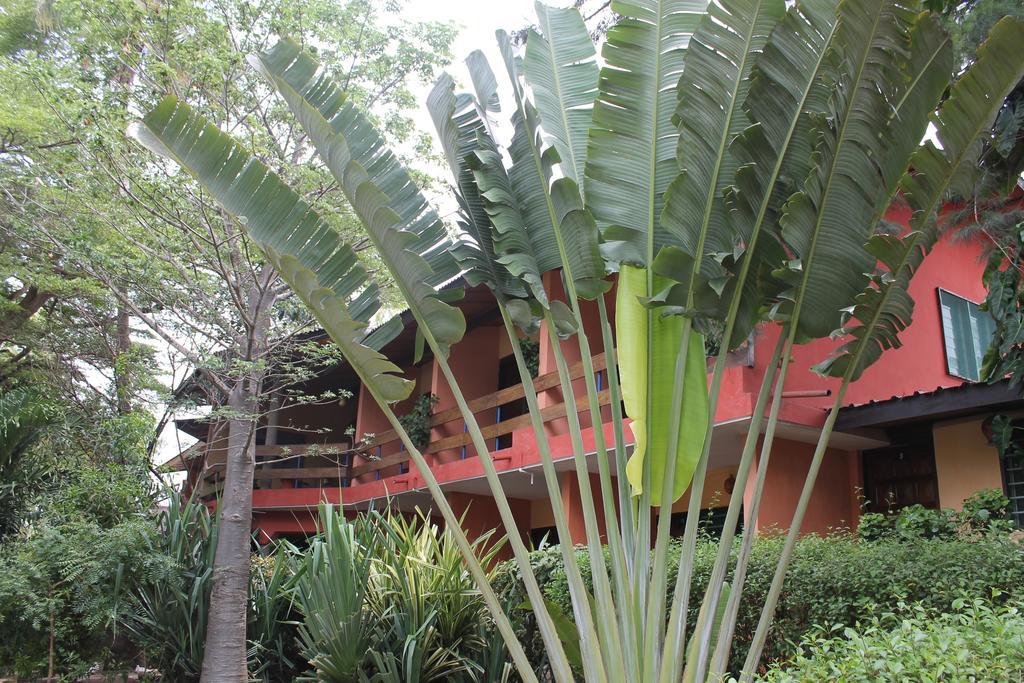 Hotel Napoleon Lagune Lomé Exterior foto